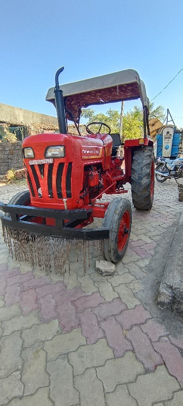 tractor Mahindr...