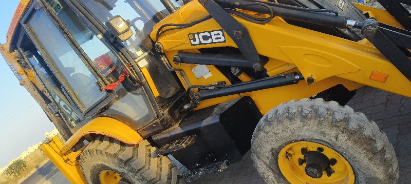 JCB 3DX 2017 mo...