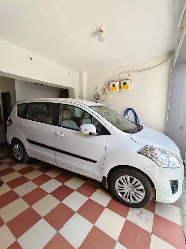 Maruti ertiga 2...