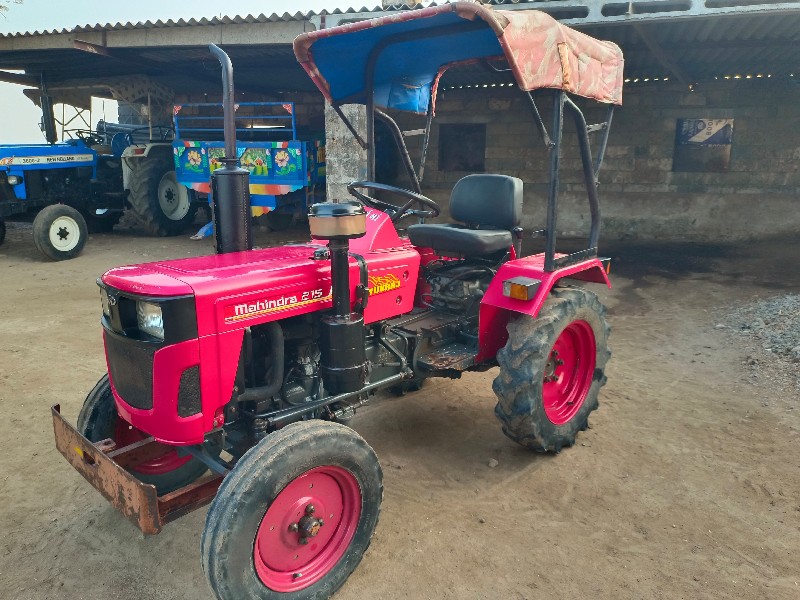 mahindra 215 yu...