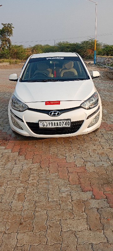 HYUNDAI  I20