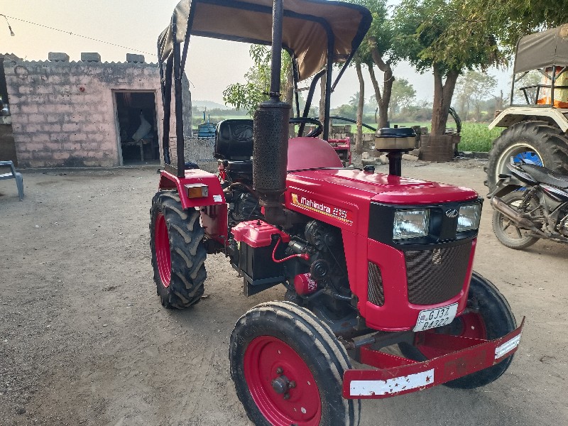 mahindra 215