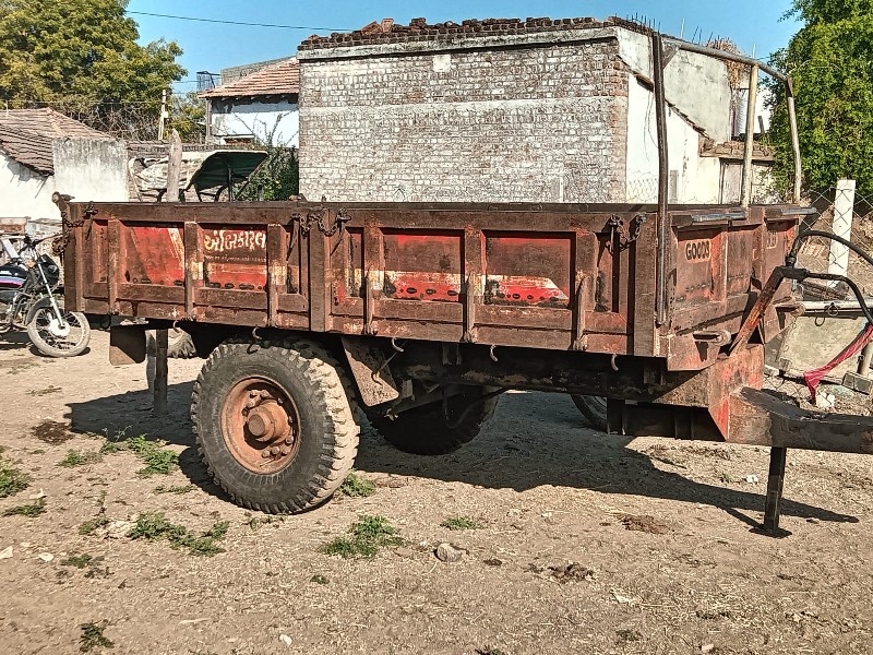 લારી ટોલી વેચવા...