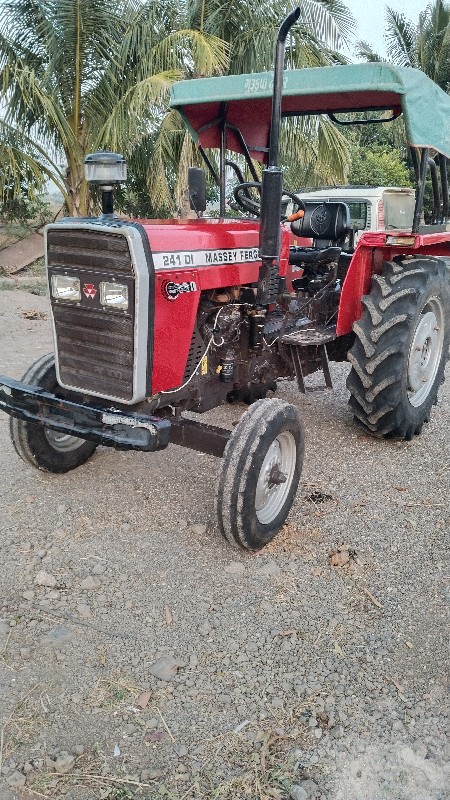 tractor vecvana...