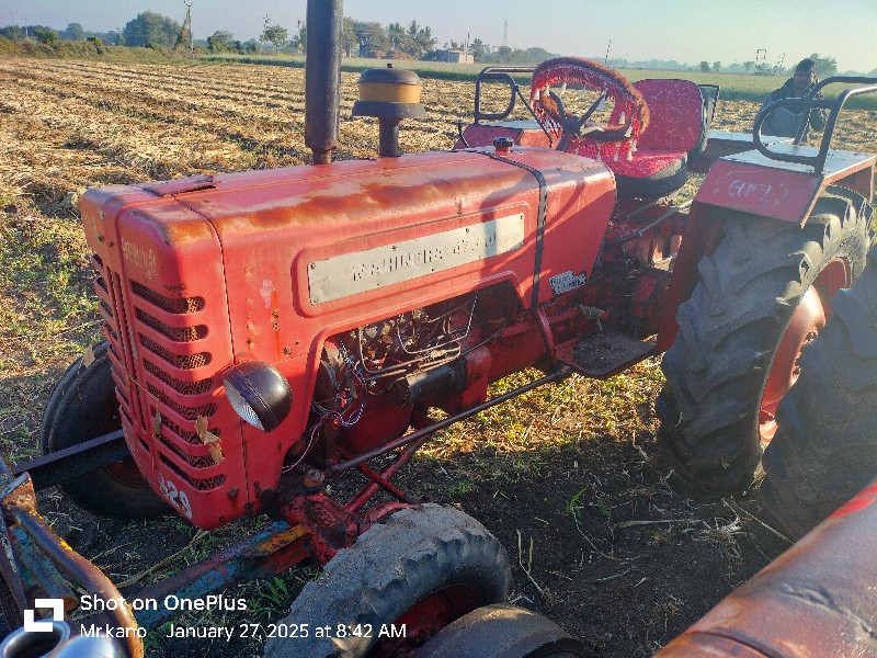 Mahindra 275 અન...