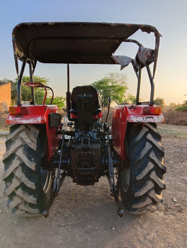 7250 di Massey...