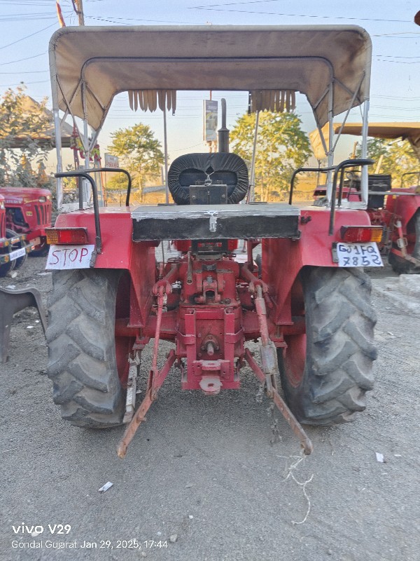 Mahindra 275Di...