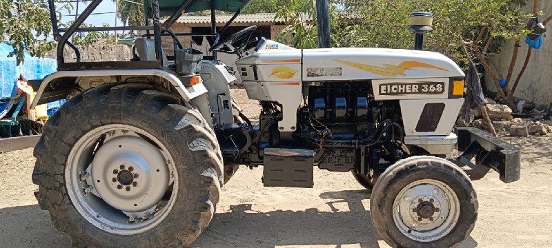 Eicher tractor