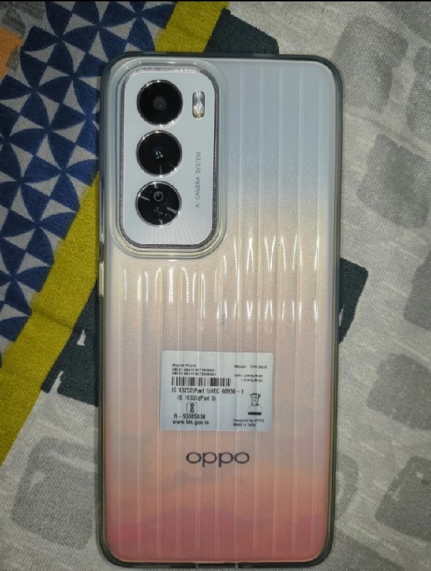 OPPO RENO 12 AI...