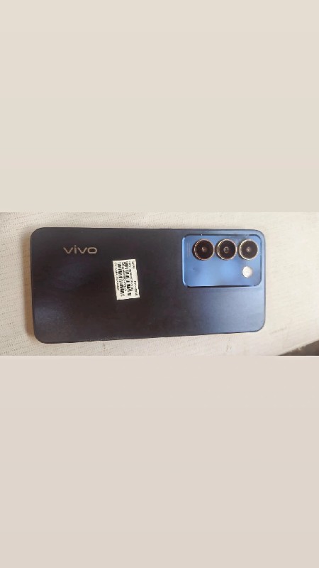 Vivo y200e    6...