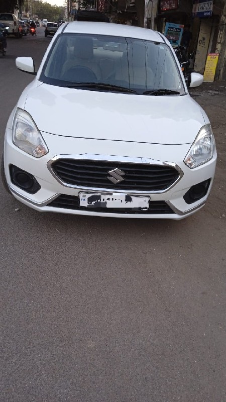 Swift dzire 1 o...