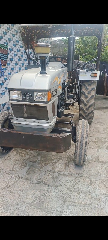 Eicher 380 મોડલ...