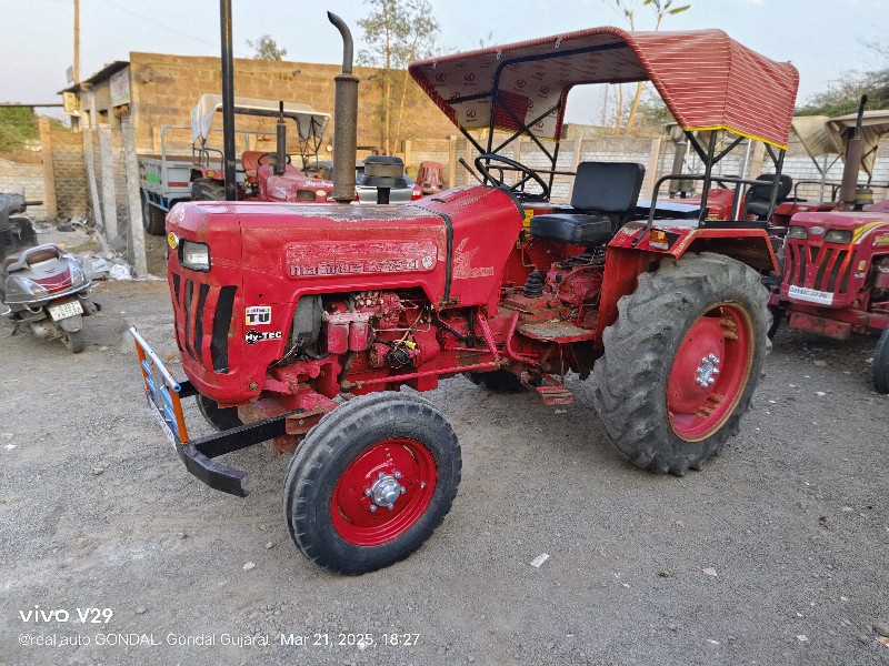 Mahindra 275Di...