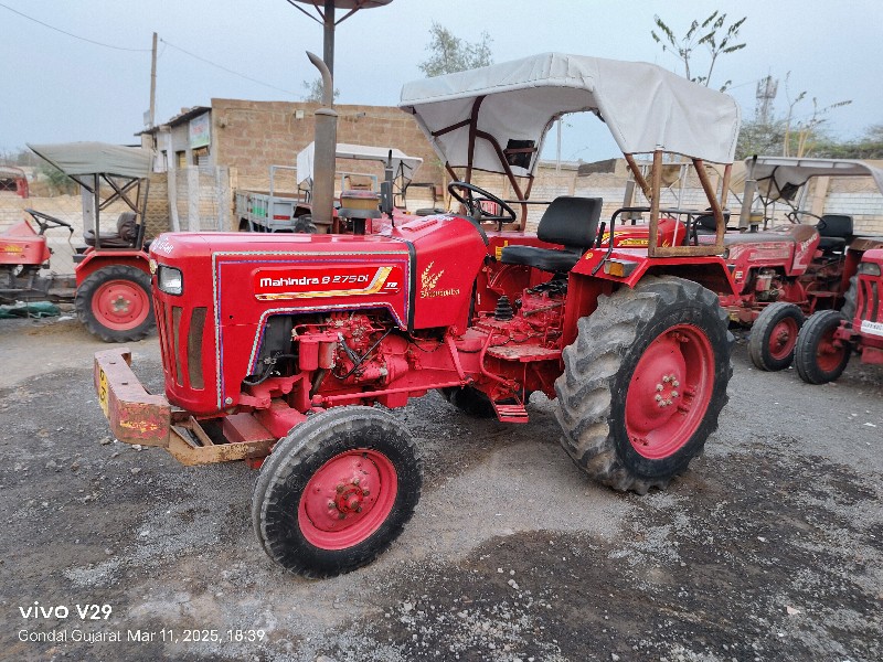 Mahindra 275Di...