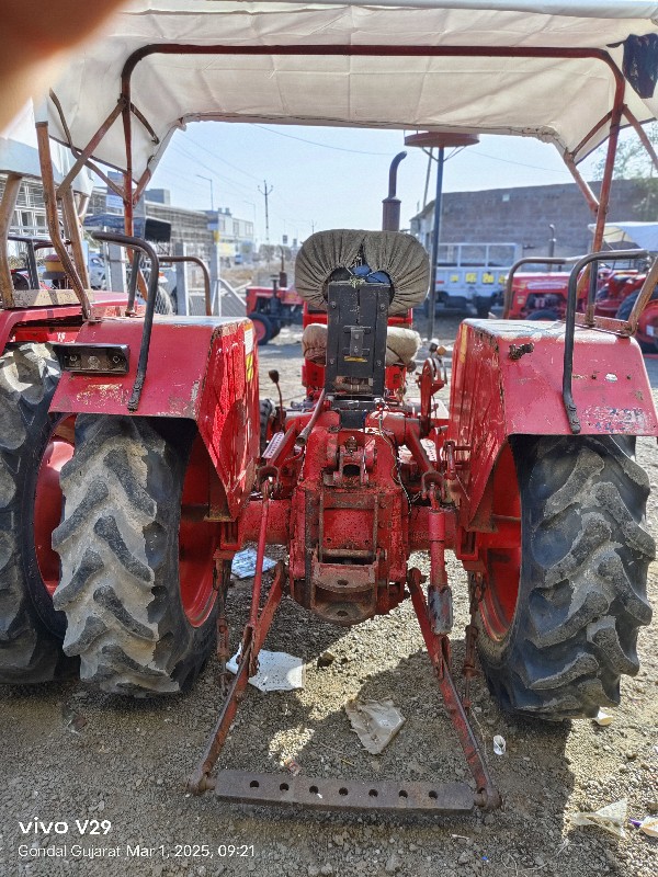 Mahindra 275Di...