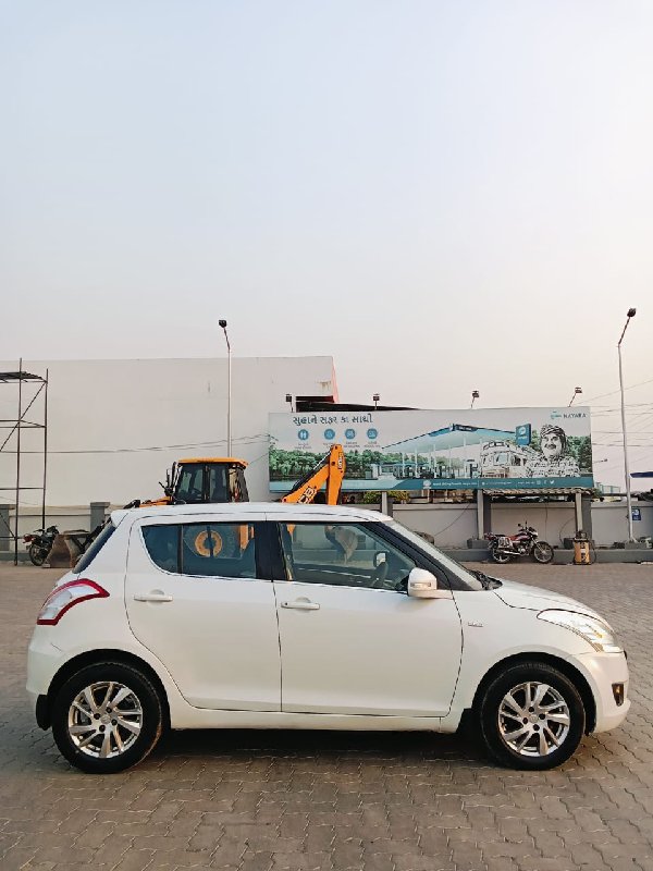 Maruti Swift Zd...