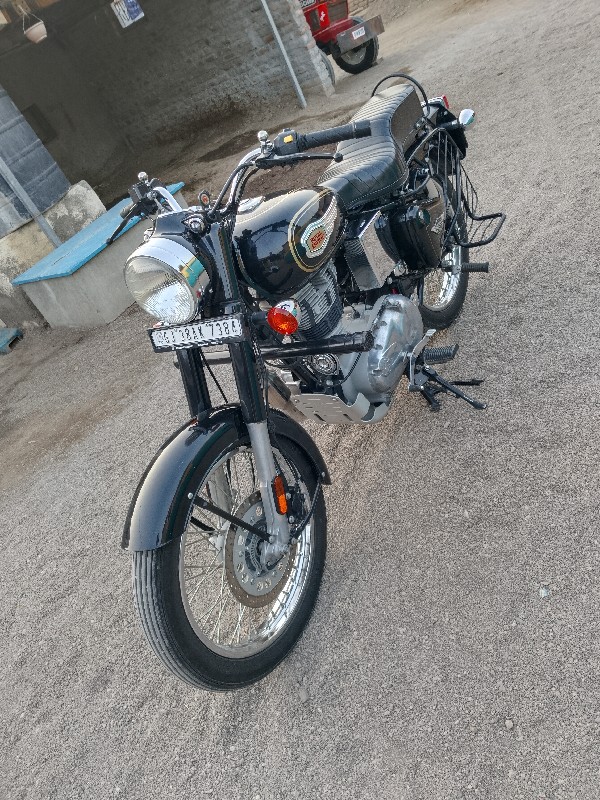 Royal Enfield s...