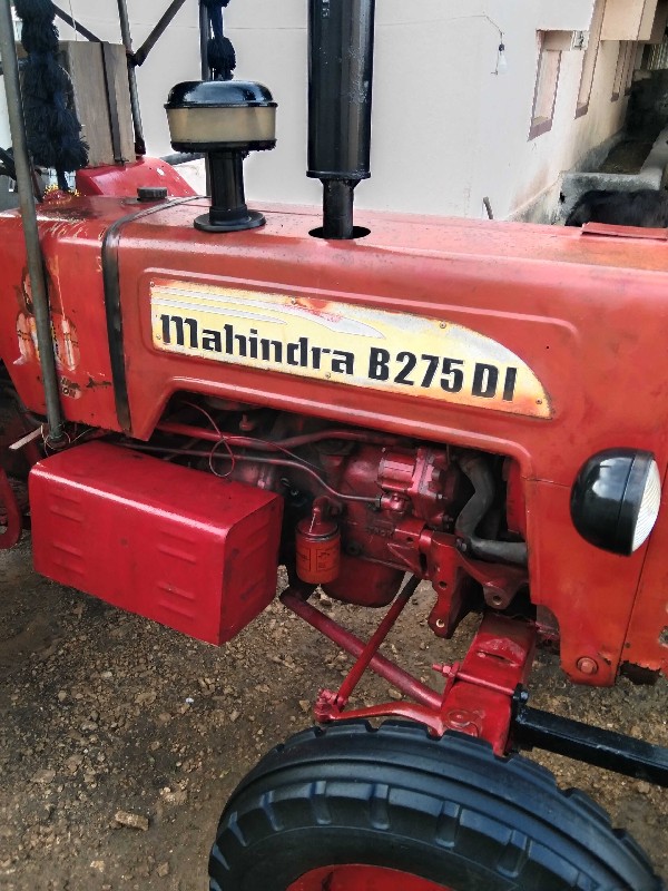 Mahindra 275 di