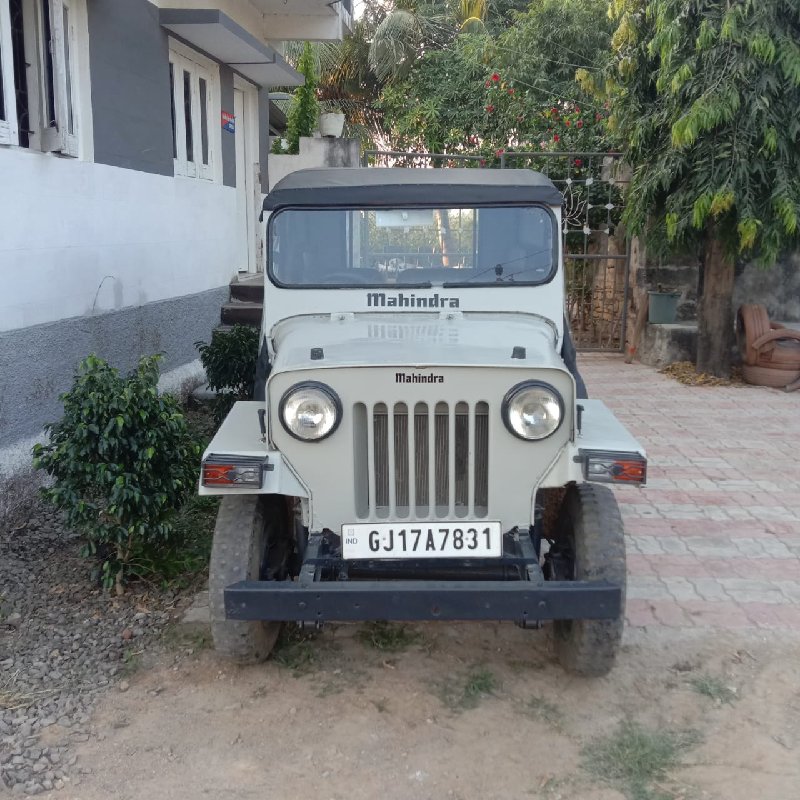 Mahendra jeep