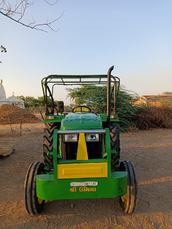 John deere 5038...