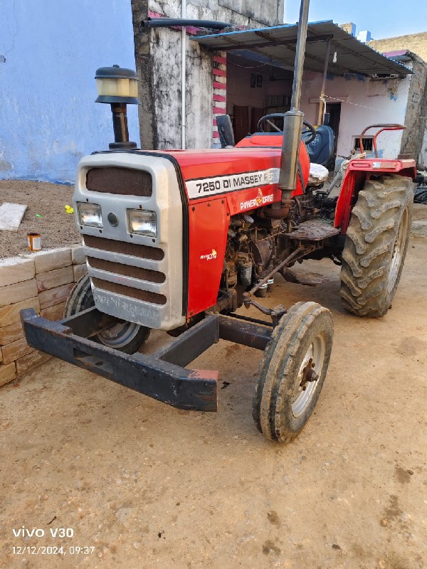 Massey 7250 DI...