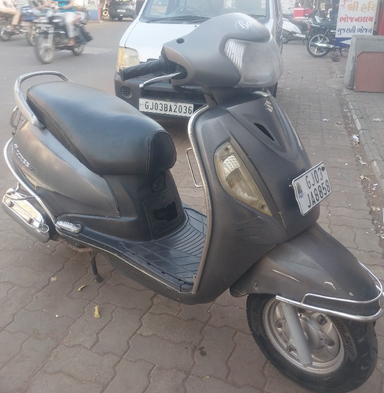 Suzuki Access