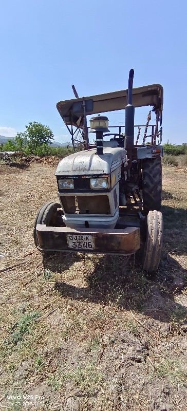 આઇસર 380 વેચવાન...
