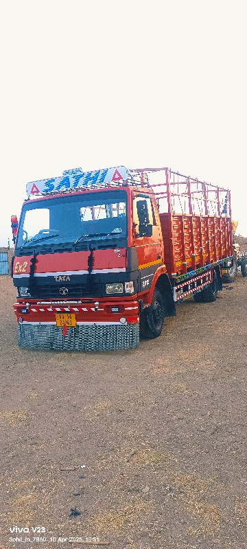 TATA 709 LPT 20...