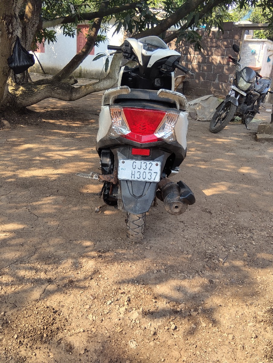 Post Image 3