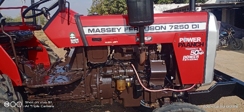 Massey 7250