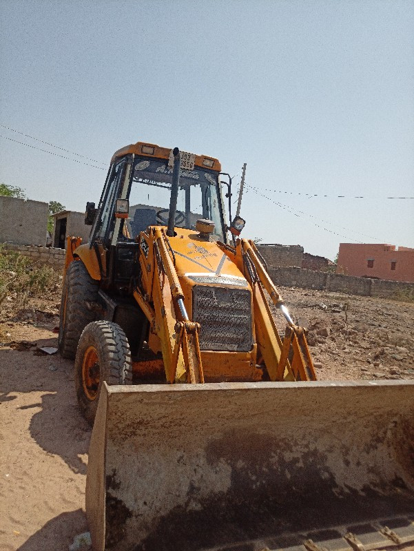 jcb 2007 no 11