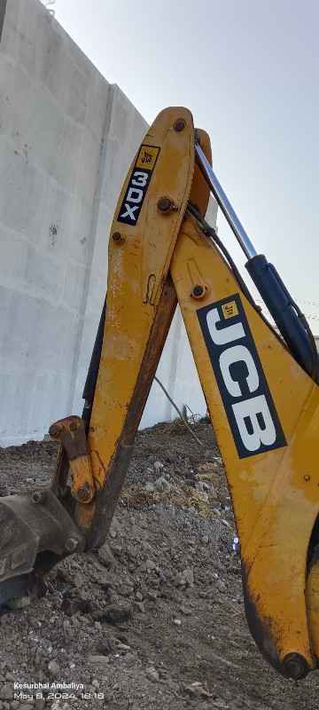 JCB