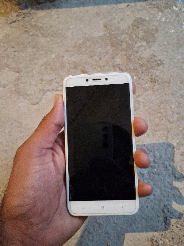 Redmi 4 (4×64)