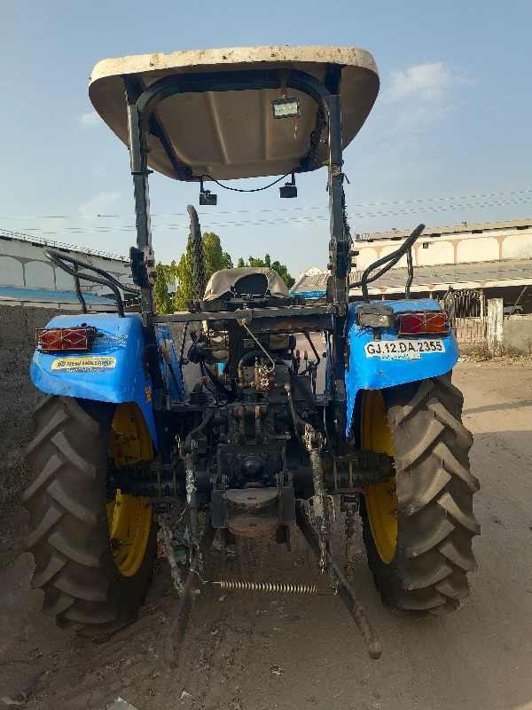 NH 6010, 4WD, 1...