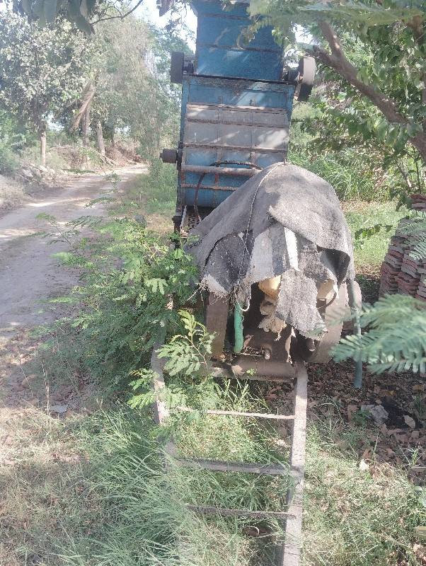 ઉપલેટ (ગીતા કંપ...