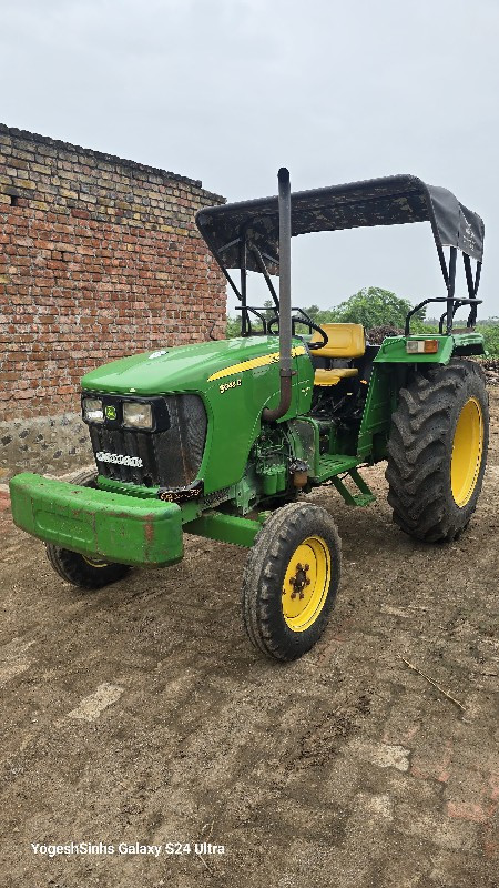 John deere 5045...