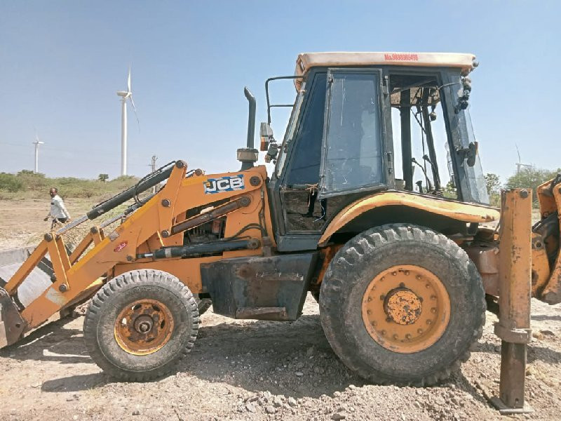 JCB (3DX)