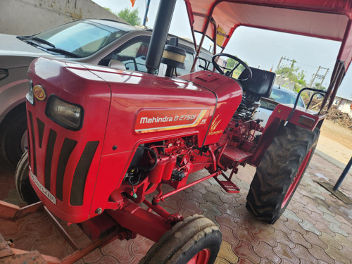 Tractor Mahindr...