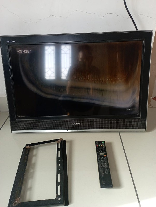 Sony TV 26inc c...