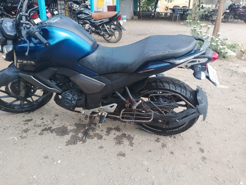 YAMAHA FZ S V3