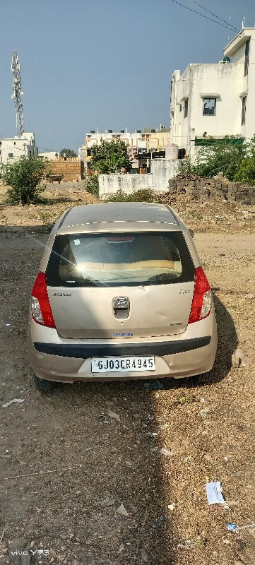 i10 વેચવાની છે