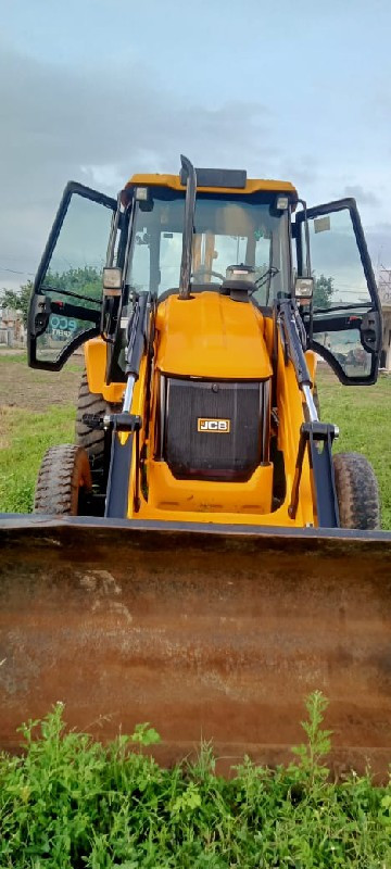 JCB