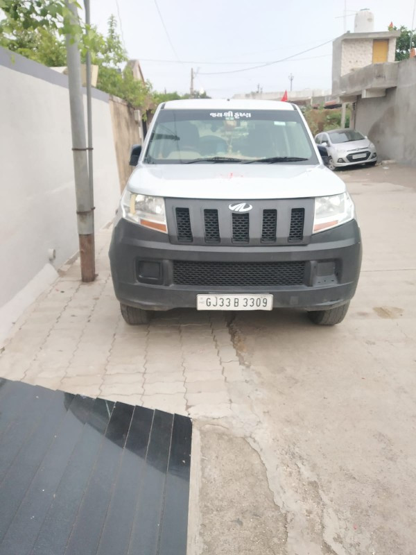 Mahindra TUV 30...