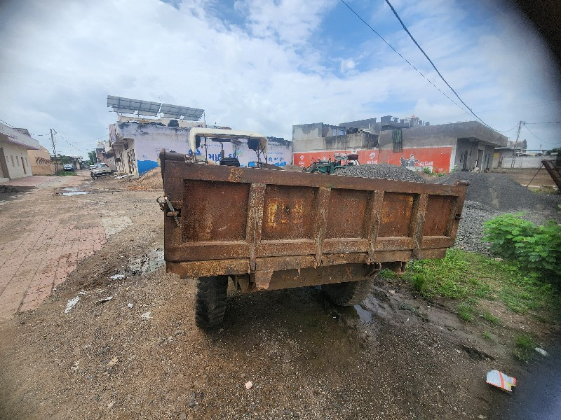 લાણી (trolley)...