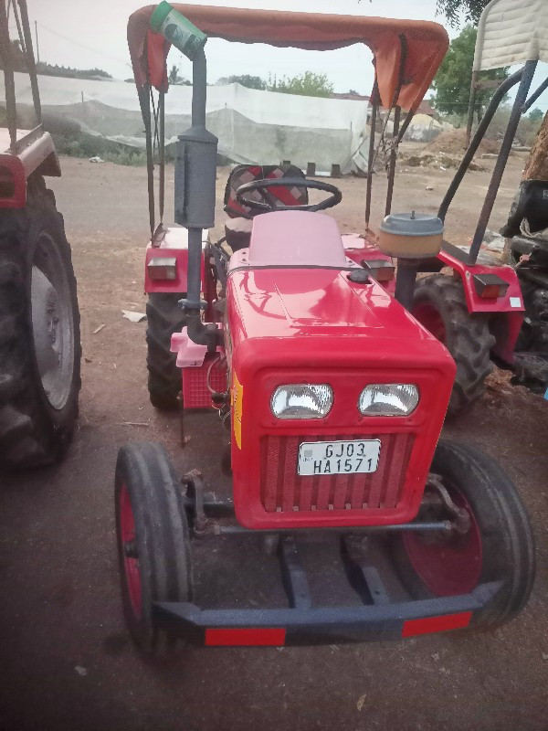 tractor