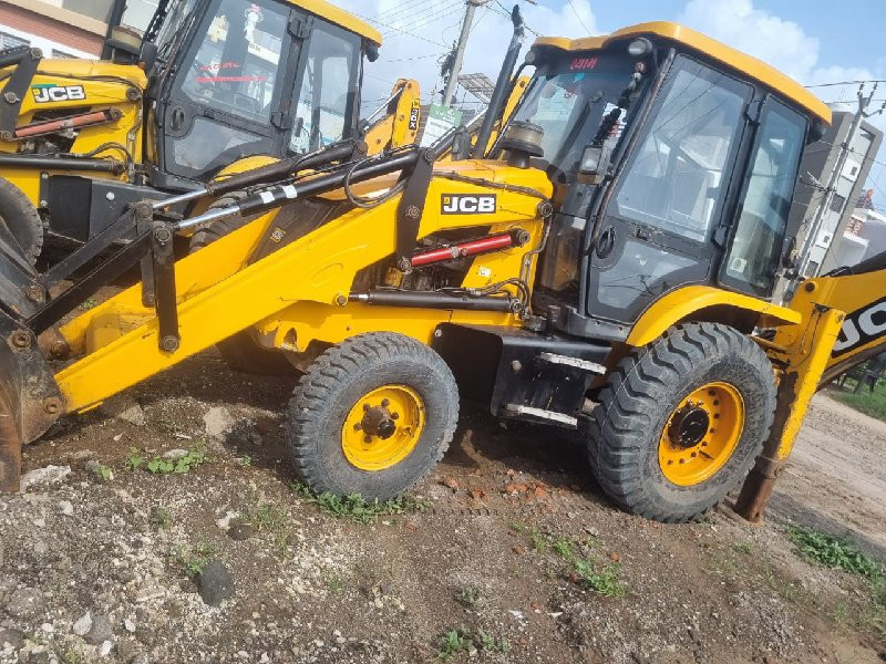 jcb