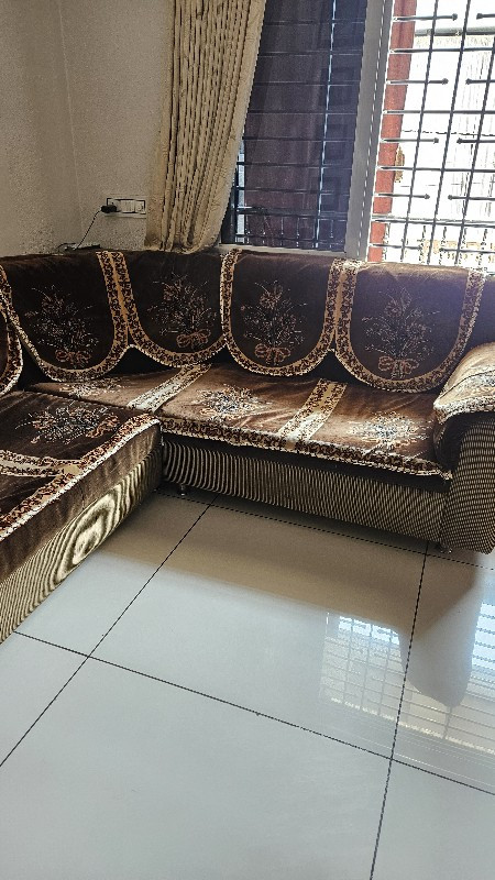 sofa selling