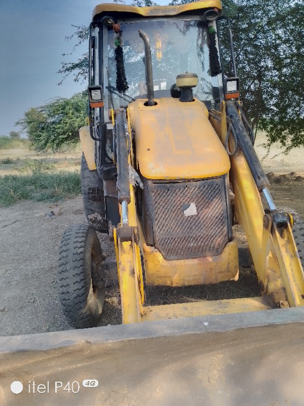 jcb 3dx કિલોસ્ક...