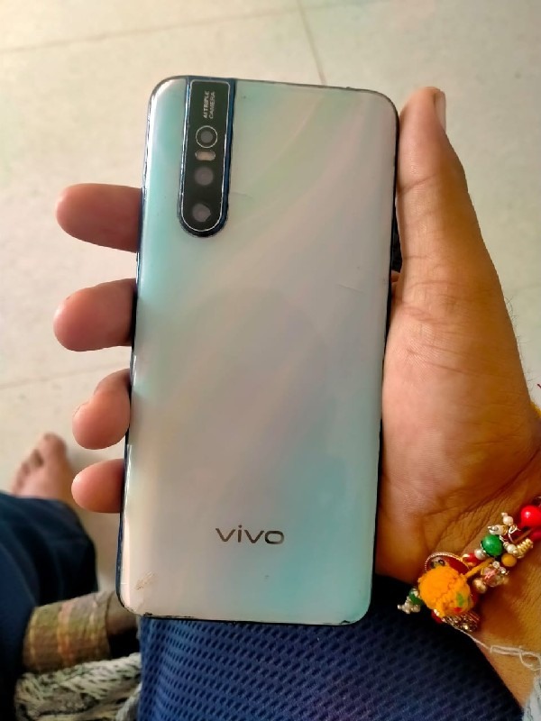 vivo v 15 pro e...