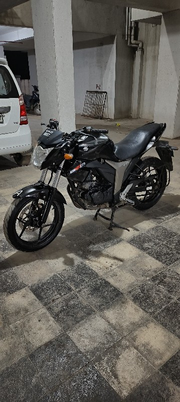 suzuki gixxer